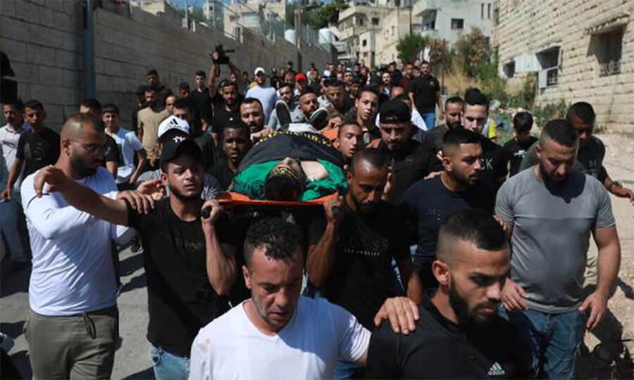 İsrail Güçlerinin Baskınında Ölen Filistinli Genç Toprağa Verildi 2